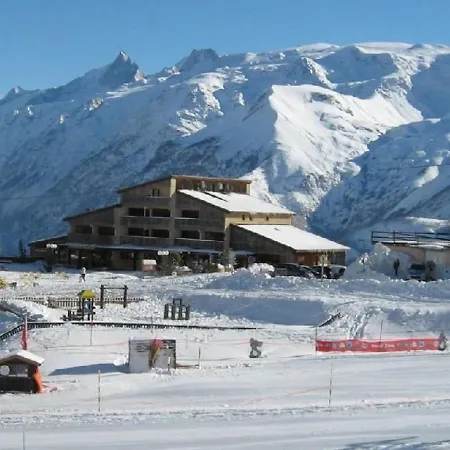 Au Pied Des Pistes Avec Balcon Et Parking Gratuit, Proche Commerces - En Oisans - Fr-1-297-69 * Auris